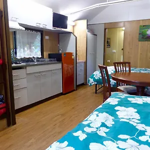 Holiday park Eacham Tourist Park &