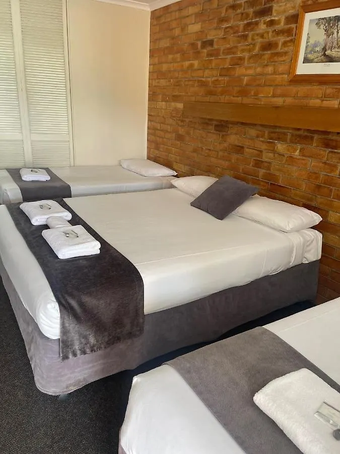 Avocado Motor Inn Childers 3*,  Australia